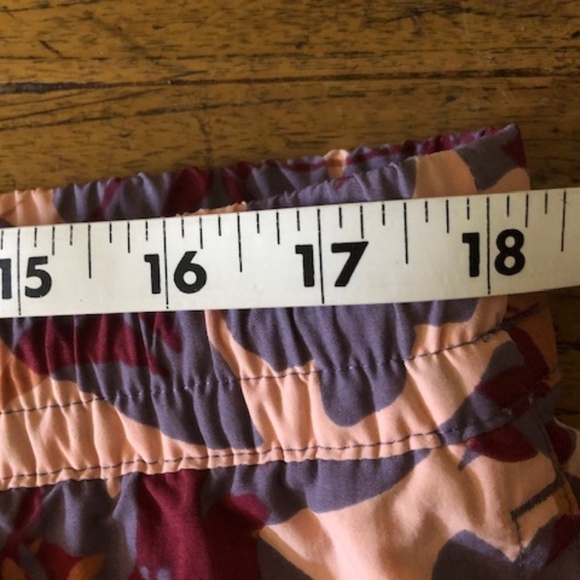 Women's Eddie Bauer Tropical Casual Athletic Sports Shorts L - Picture 8 of 13